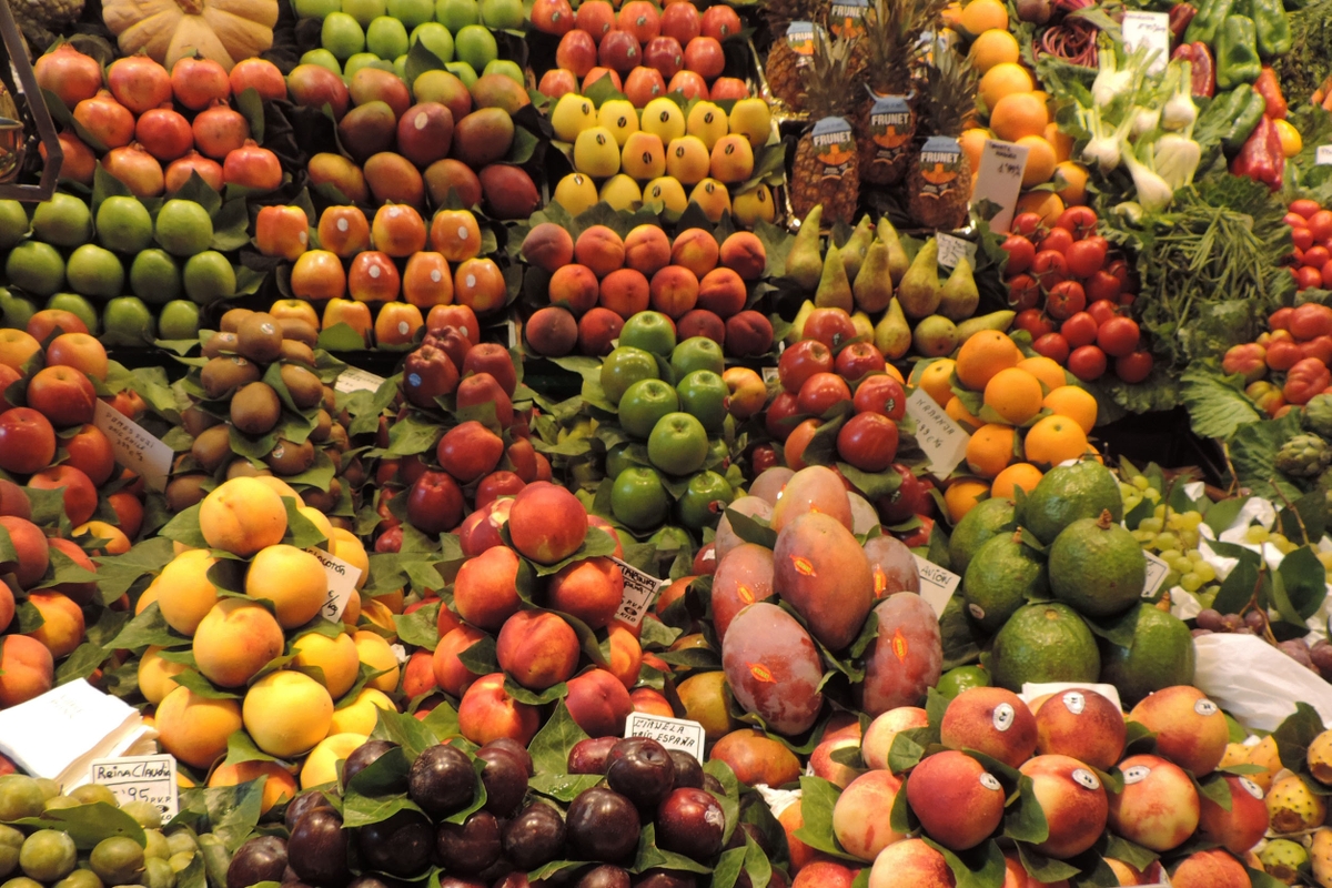 Fruit stand