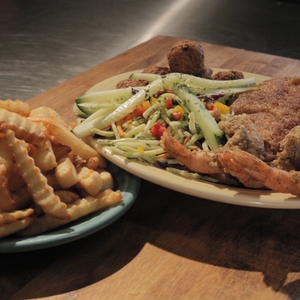 Shrimp (fried) dinner with fries