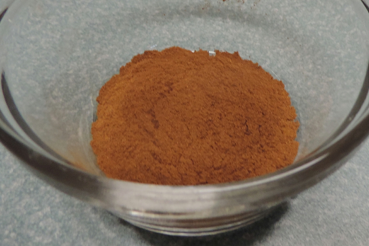 Cinnamon in bowl