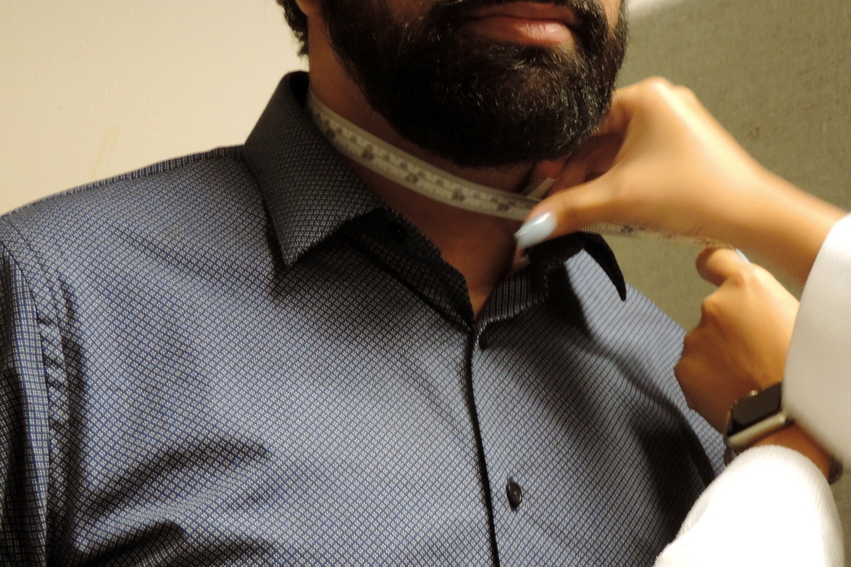 Neck measurement - man