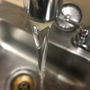 Water faucet