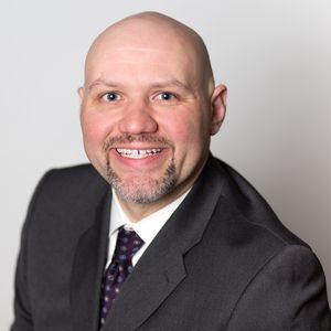 Construction management VP drives equitable health as Chicago Leaders of Impact winner and National nominee winner