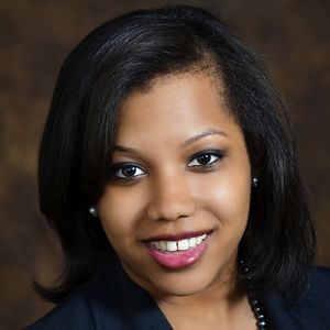 Andrea Gwyn Headshot