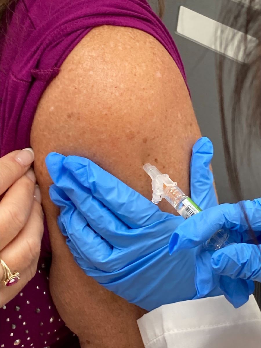 Flu shot injection