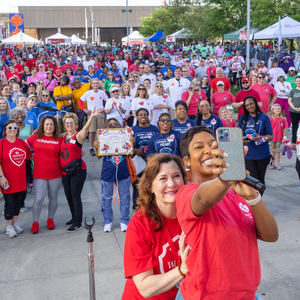 2--Baton Rouge Heart Walk big group selfie
