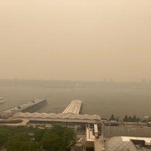 Wildfire smoky haze over Hudson River, NYC