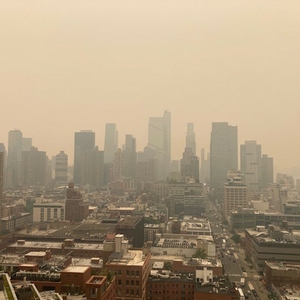 Air pollution-related hospitalization for chest pain, heart attack differed by seasons 