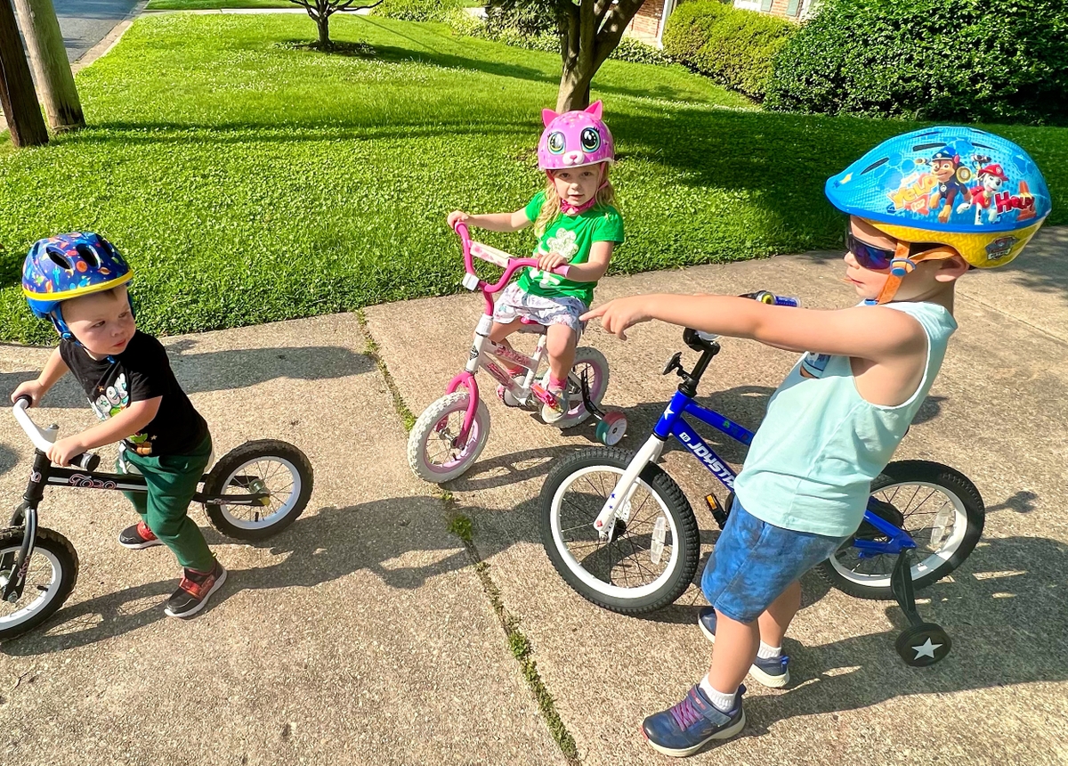 Kids on bikes