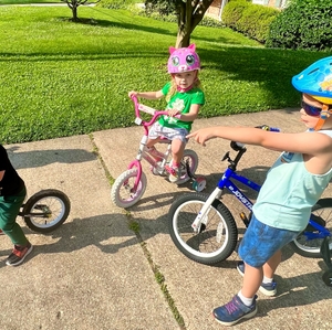 Kids on bikes