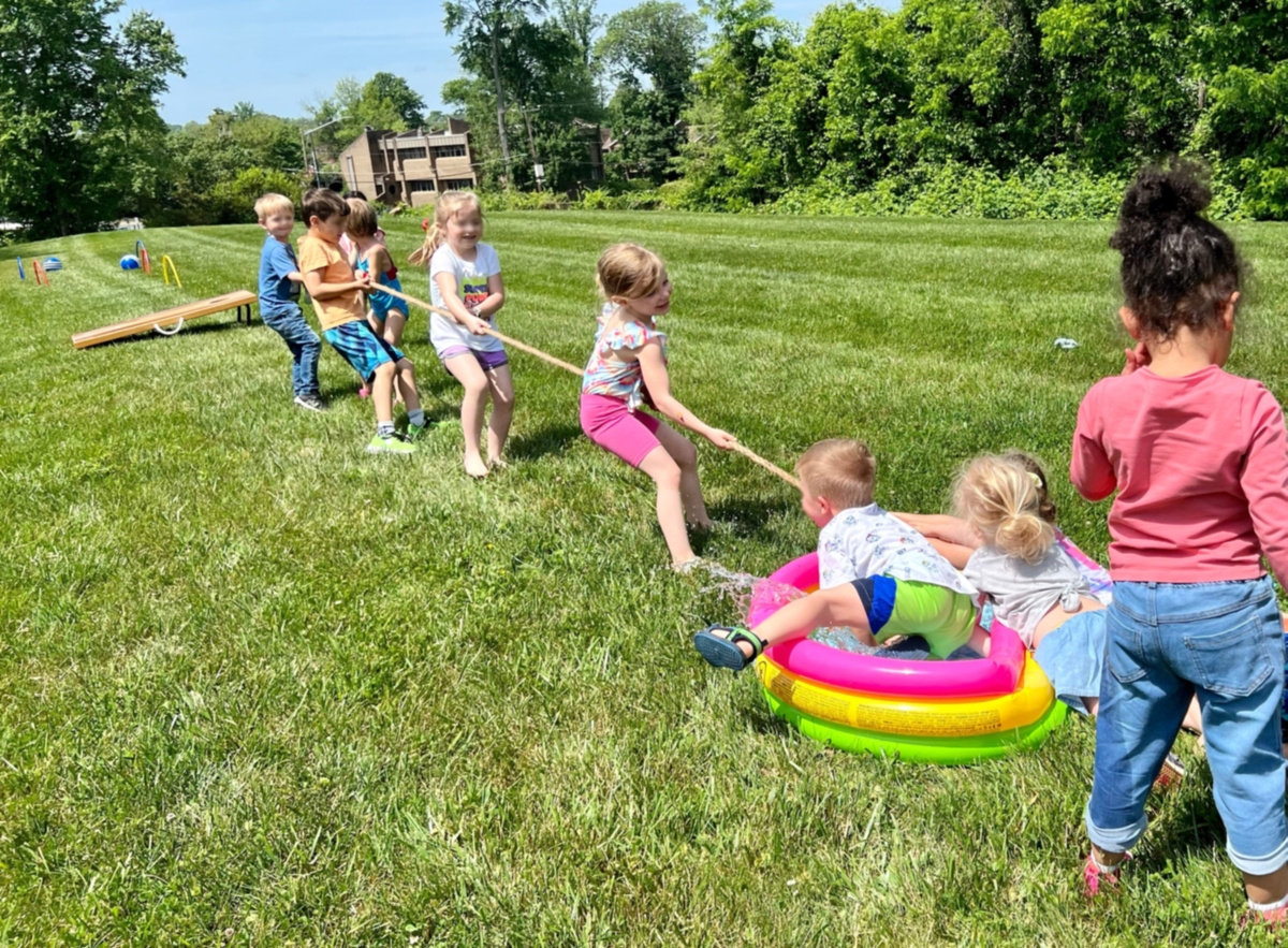 Kids Tug of War game