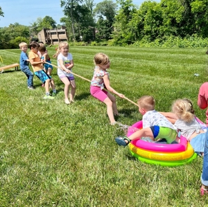 Kids Tug of War game