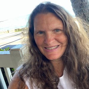 Anchorage middle school staff member nationally recognized for championing student health