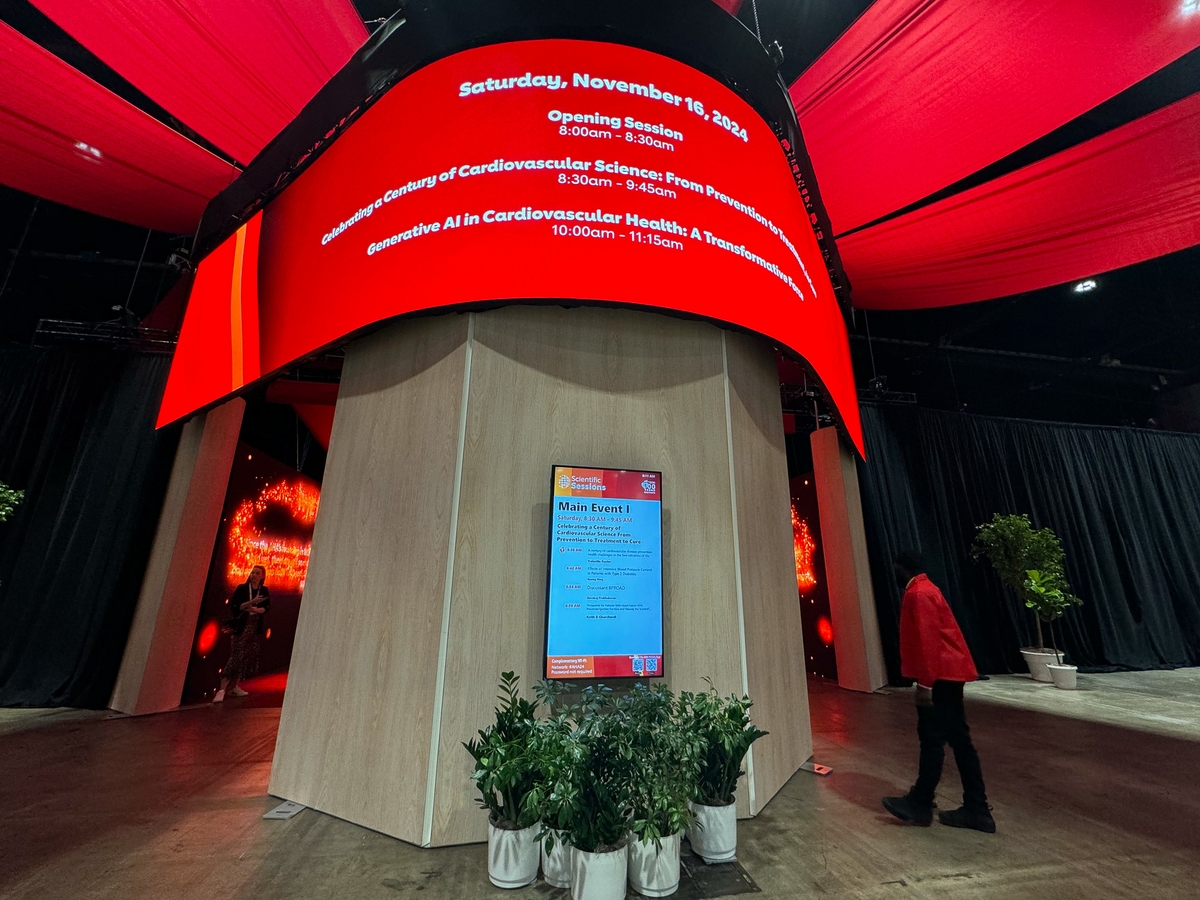 SS24 Entrance for opening remarks