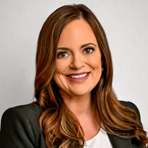 Stephanie Old