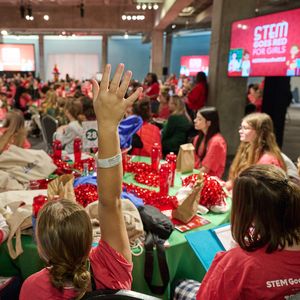 La American Heart Association y The Sam. J. Frankino Foundation duplican el número de becas STEM Goes Red para 2024
