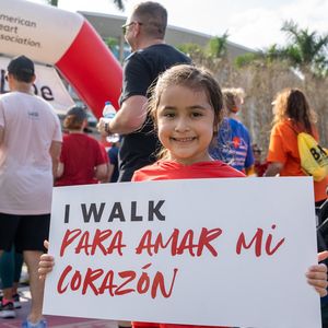 La comunidad de Broward demuestra unión en la Heart Walk anual y recauda más de $1 millón de dólares