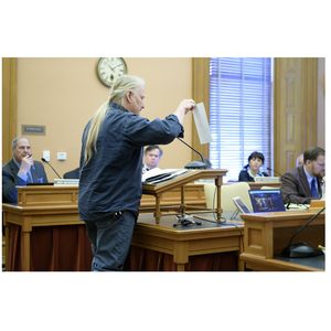 Bill Delfs testifying at the Kansas Statehouse 