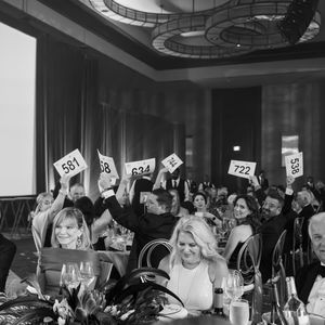 Dallas celebrity chefs and California wineries at heart of one of the largest fine wine auctions in the Southwest 