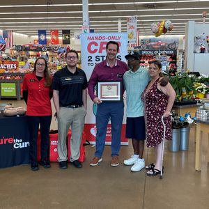 Owatonna Hy-Vee Group Shot