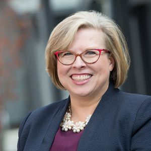 Dr. Derenda Schubert