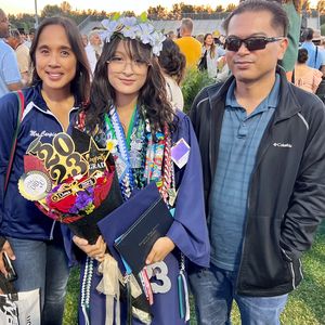 Jenylyn Carpio and family