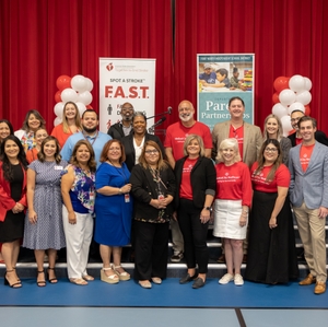 Cesar Chavez opens Pick & Pack