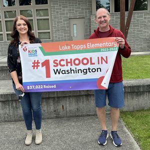 Un profesor de educación física de Lake Tapps es reconocido a nivel nacional como voluntario destacado de Kids Heart Challenge