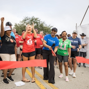 2024 First Coast Heart Walk raises more than $1.2 million, gathers 25,000 