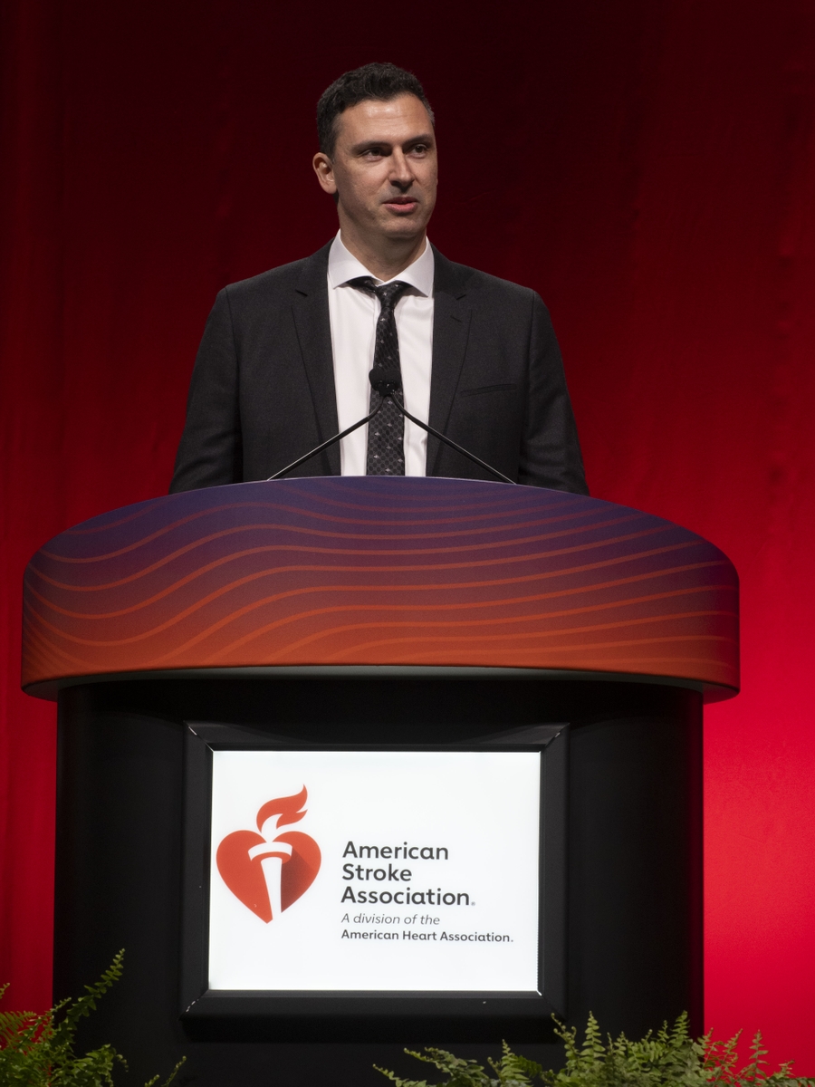 Marios Psychogios M.D. shares results of the DISTAL Trial LB3 at ISC25
