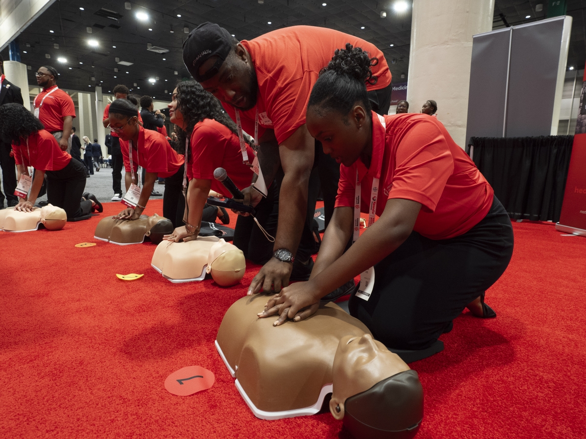 CPR training at SS25