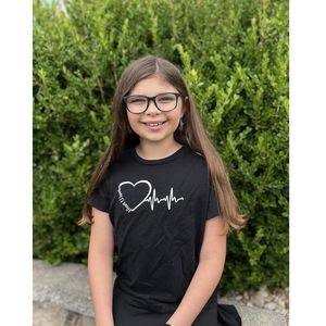 Estudiante de cuarto grado de Arnold aboga por la salud y el bienestar como Embajadora Juvenil del Corazón de su localidad