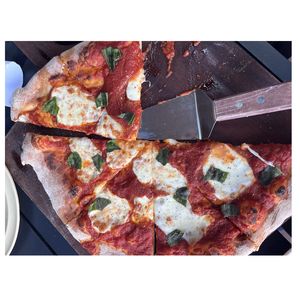 Margherita pizza