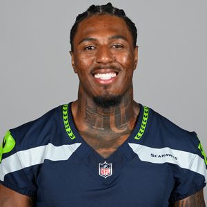 Seattle Seahawks player urges fans to join Nation of Lifesavers, learn lifesaving CPR