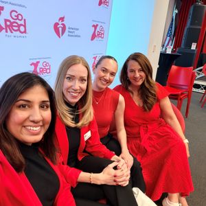 Go Red Couch Tour Group Selfie
