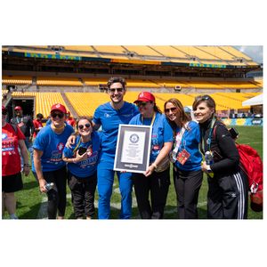 American Heart Association instructors and volunteers set new Hands-Only CPR record