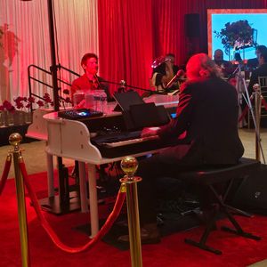 The Killer Dueling Pianos 