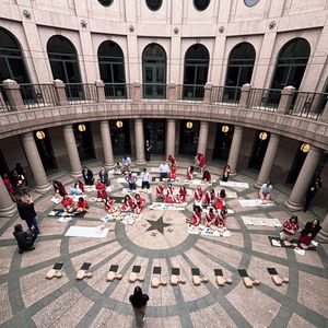 Hands-Only CPR Demonstrations in Texas State Capitol Outdoor Rotunda