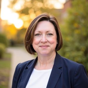 Carrie Peluso, DNP, APRN, ACNS-BC, CENP, FAONL, FCNS