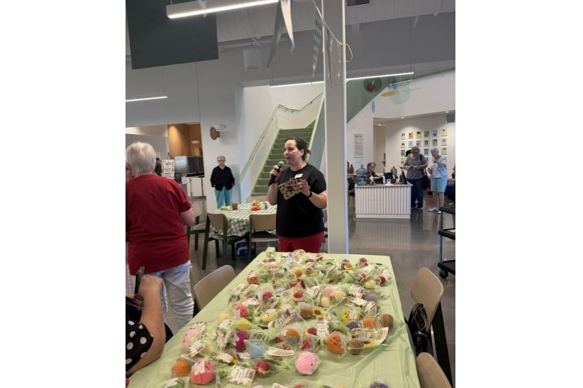 Nutrition & Food Access Program for Older Adults: Healthy Eating Guide