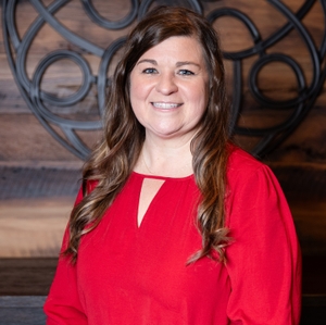 Lori Bertus-Whaley Headshot - Peak Health