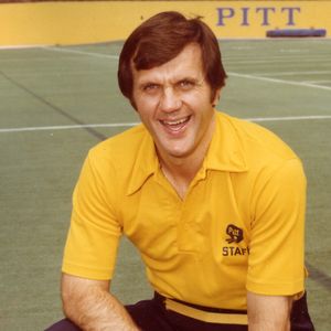 Football legend Jackie Sherrill to receive Paul “Bear” Bryant Lifetime Achievement Award 
