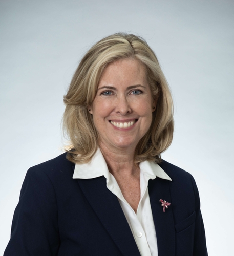Kate Sullivant Headshot 