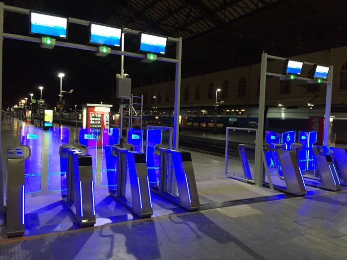 New Xerox Intelligent Ticket Gate Stops Fare Dodgers, Eases Passenger Flow