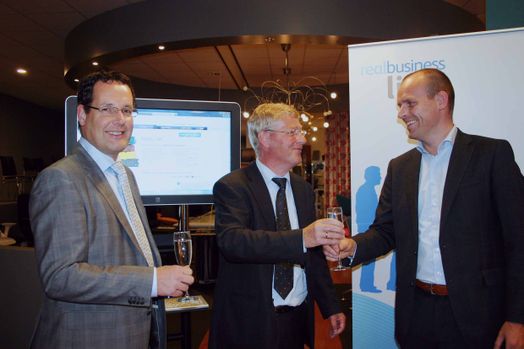 Ondertekening contract Wuestman