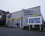 2. Het pand van Rowa Druk & Media in Breezand