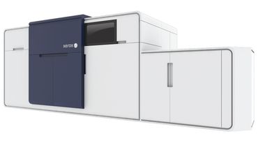 Xerox maakt inkjet toegankelijk met de allereerste, volledig geïntegreerde rol-naar-losblad pers 