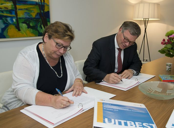 Contractondertekening Xerox en Provincie Noord Holland